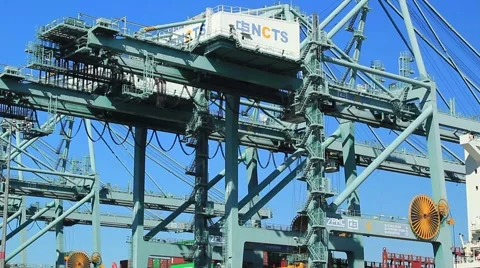 PROFILE CARGO CONTAINER BEI Video stock 913513