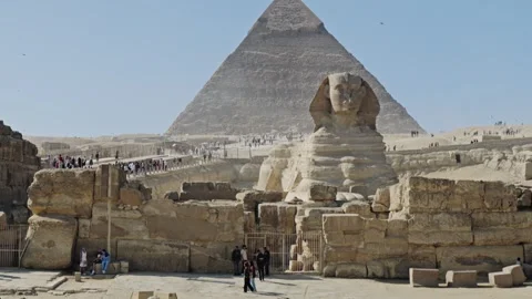Profile of the Guardian: The Sphinx and Khafre's Pyramid Stock Footage 323259087