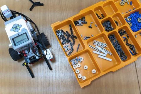 Programmable children's robot assembled from designer parts Foto stock