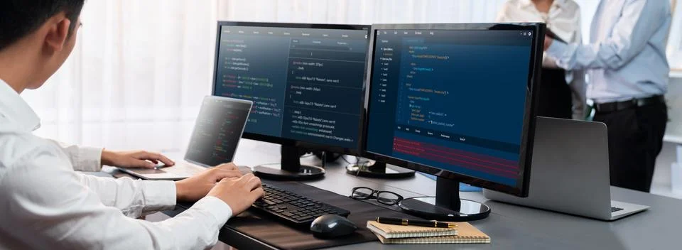 Programmer and software engineer working in tech develop company. Trailblazing Stock-Fotos