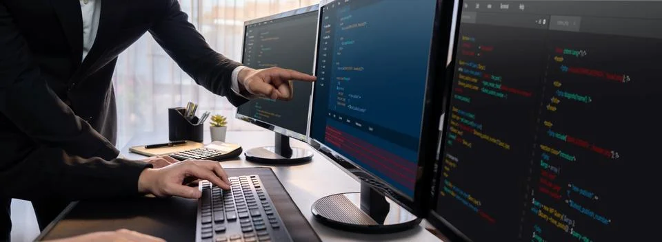 Programmer and software engineer working in tech develop company. Trailblazing Stock-Fotos