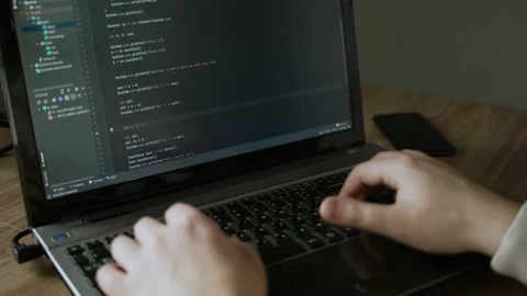 The programmer encodes the program in a special application Vidéo 149834567