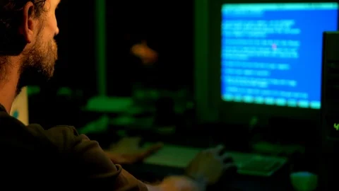 Programmer hacks web site defense and firewalls by command console at retro PC 스톡 동영상 95849909