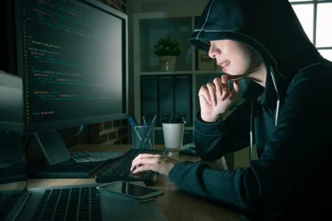 Programmer thinking how to design steal system Stock-Fotos