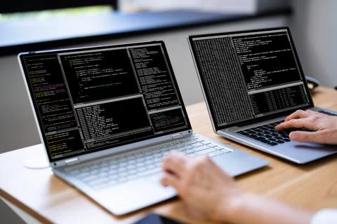 Programmer Woman Coding Stock-Fotos