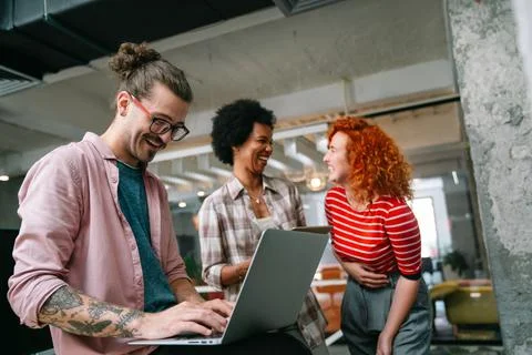 Programmers cooperating at IT company developing apps. People business work Stock-Fotos