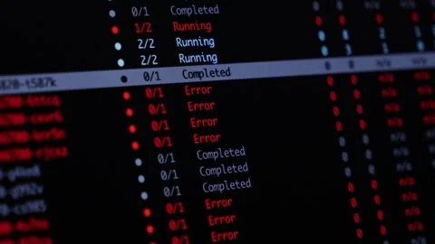Programming code monitoring software status displays running, completed, and Vidéo 346526068