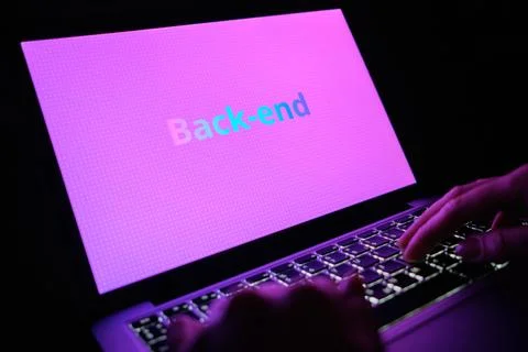 Programming language php code with person and laptop Stockfoto's