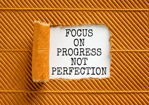 Progress or perfection words symbol. Concept words Focus on progress not pe.. Stockfoto's