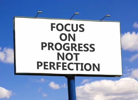 Progress or perfection words symbol. Concept words Focus on progress not pe.. Stockfoto's
