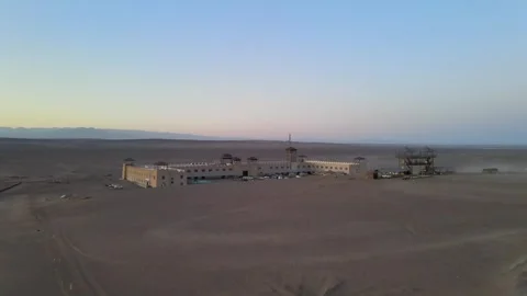Progressive Shots of the Off-Road Racing Base Wall in Turpan Desert Video stock 327587905