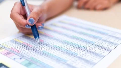 Project management progress tracking overview of office document analysis i.. Foto stock
