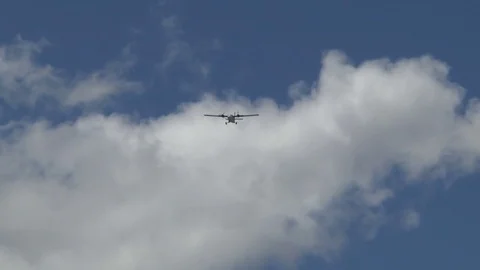 Prop plane in Ecuador Stock-Footage 82273228