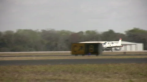 Propeller airplane landing Stock Footage 656035