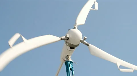 Propeller rotated under strong wind on blue sky, modern green technology. 스톡 동영상 57510306