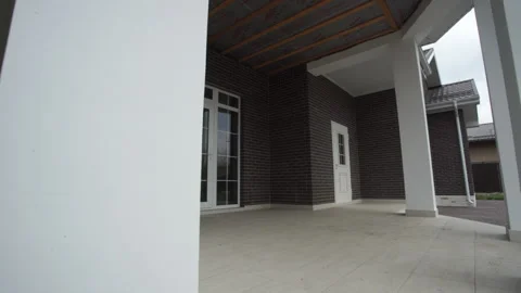 The property 库存影片 130252594