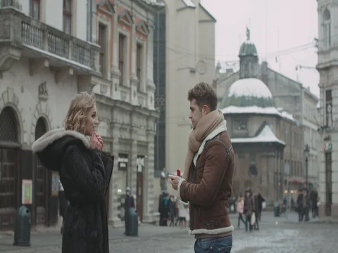 Proposal In The Street 4K Stock Footage 72270508