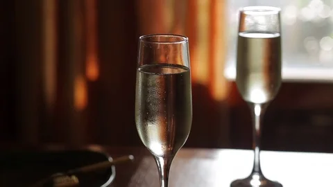 Prosecco flutes Stock Footage 80878004