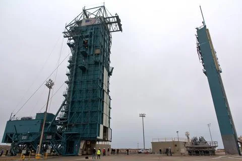 Protective doors have been closed on the mobile service tower at Space Lau... Stock Photos