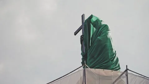 Protective Structure Around Volodymyr the Great Monument in Kyiv 動画素材 336278934