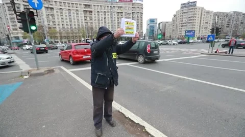 Protest in Bucharest calls for cutting special pensions, Bucarest (es-ES), RO -  Stock-Footage 237781297