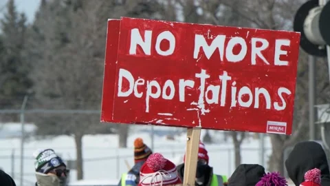 Protest to demand an immediate end to the war on immigrants. Video stock 149085577