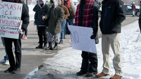 Protest to demand an immediate end to the war on immigrants. Video stock 149086384