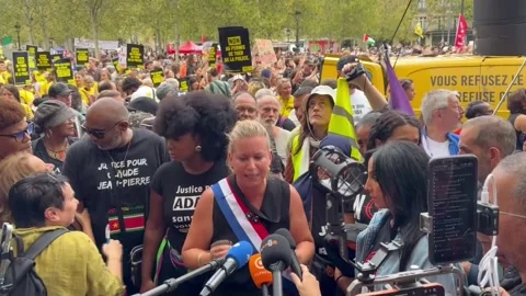 Protest held in Paris against bill on police use of firearms, París, FR - 20 Sep Stock Footage 345987202