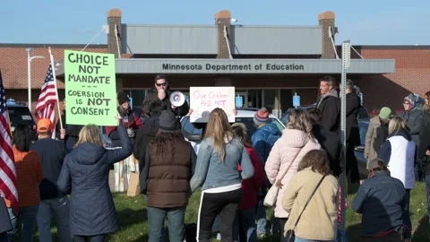 Protest to stop masking and vaxing the children Video stock 164816974