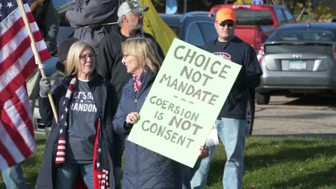 Protest to stop masking and vaxing the children Video stock 164880867