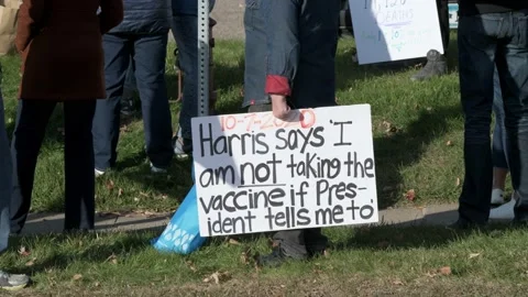 Protest to stop masking and vaxing the children Video stock 164880869