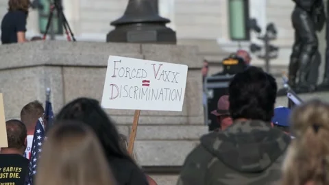 Protest to stop vaccine mandates and passports Video stock 162136015