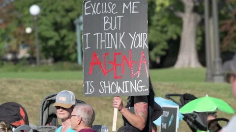 Protest to stop vaccine mandates and passports Video stock 162138024