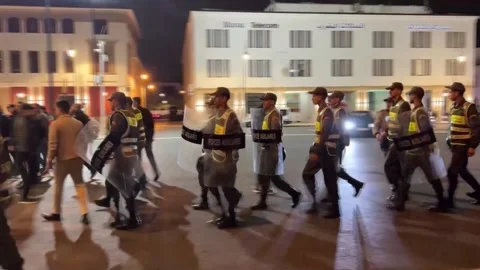 Protest in support of Iran blocked in Morocco, Rabat, MA - 01 Mar 2026 Vidéo 329903092