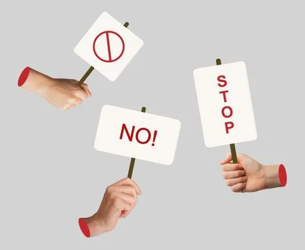 Protester holding red sign, symbolizing resistance and revolution. Political Foto stock