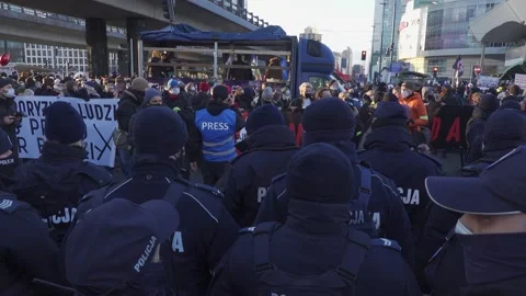 Protesters crowd Stock-Footage 150277467