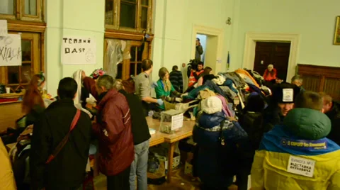 Protesters inside Kiev State City Administration, Euro maidan, Kiev, Ukraine. Stock Footage 35903639