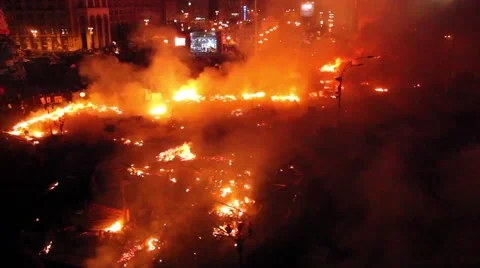 The protesters in Kiev, Fire Stock Footage 45518744