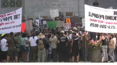 Protesters on the steps of City Hall - Occupy Los Angeles Stock-Footage 8765100
