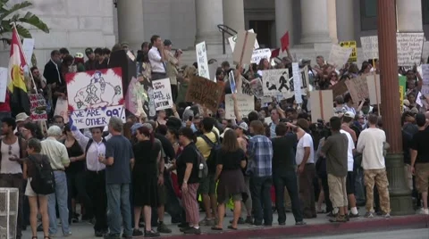Protesters on the steps of City Hall - Occupy Los Angeles Stock-Footage 8765376