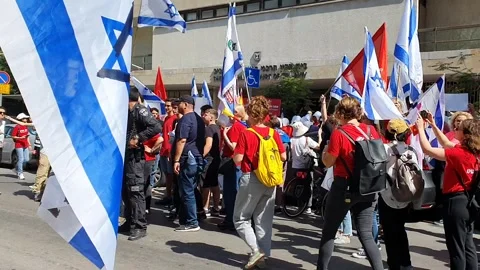 Protesting against the judicial reform next to the Rabbinical Court. 動画素材 240314753