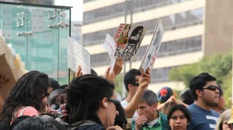 Protesting Stock-Footage 11106191