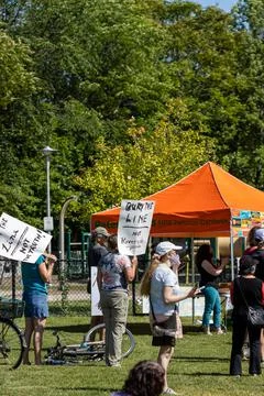 Protesting Metrolinx - Ontario Line Stock Photos
