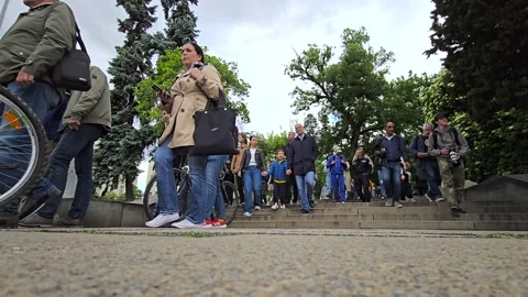 Protesting people in the center of Sofia 스톡 동영상 315365048