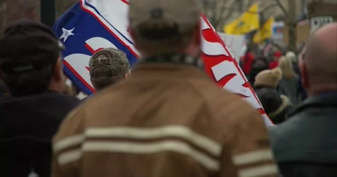 Protestors gather to demand the re-opening of the state during COVID-19 動画素材 131286184