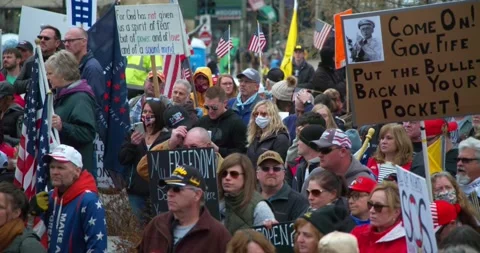 Protestors gather to demand the re-opening of the state during COVID-19 Stock-Footage 131315397