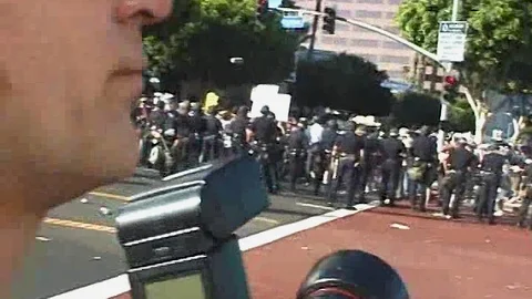 Protestors open a line to enter protest area during massive protest Video stock 94161014