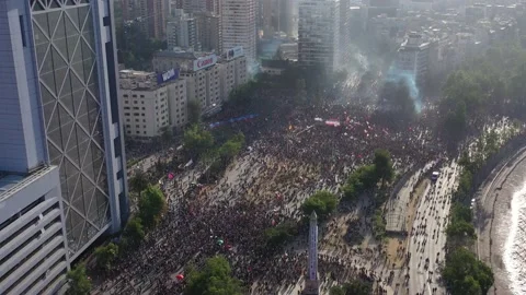 Protests in Chile Video stock 135212577