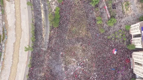 Protests in Chile Video stock 135218423