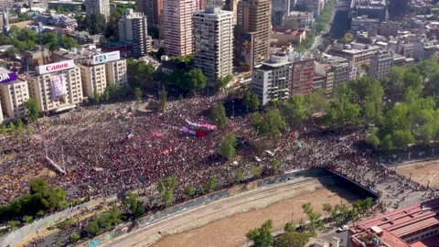Protests in Chile Video stock 141488491